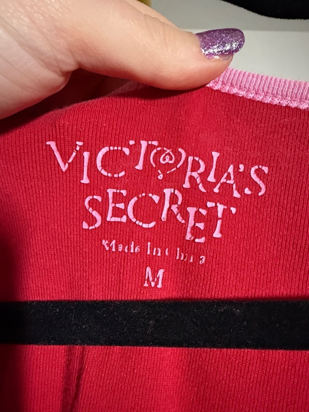 Victoria's Secret Red Long Sleeve Tee/PJ sleep top/dress size medium - Picture 5 of 7